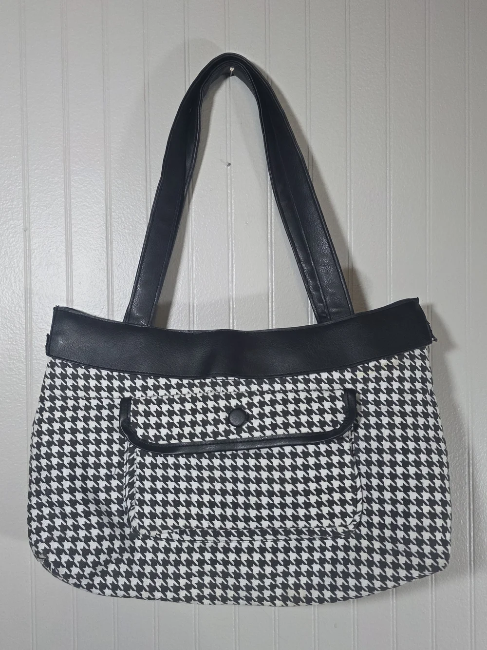 thirty-one Black and White Houndstooth Shoulder Bag